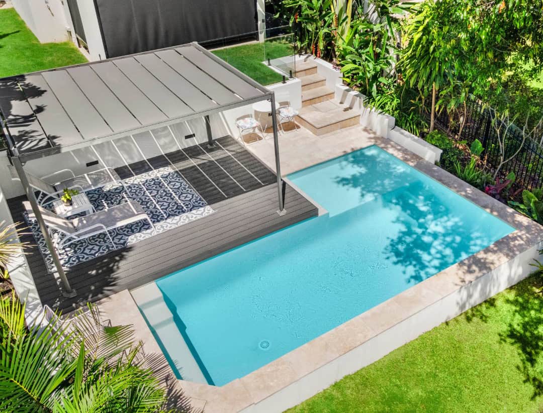 Split level sloping block pool